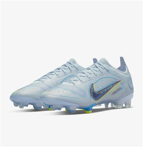 nike voetbalschoenen wit regenboog|witte nike voetbalschoenen.